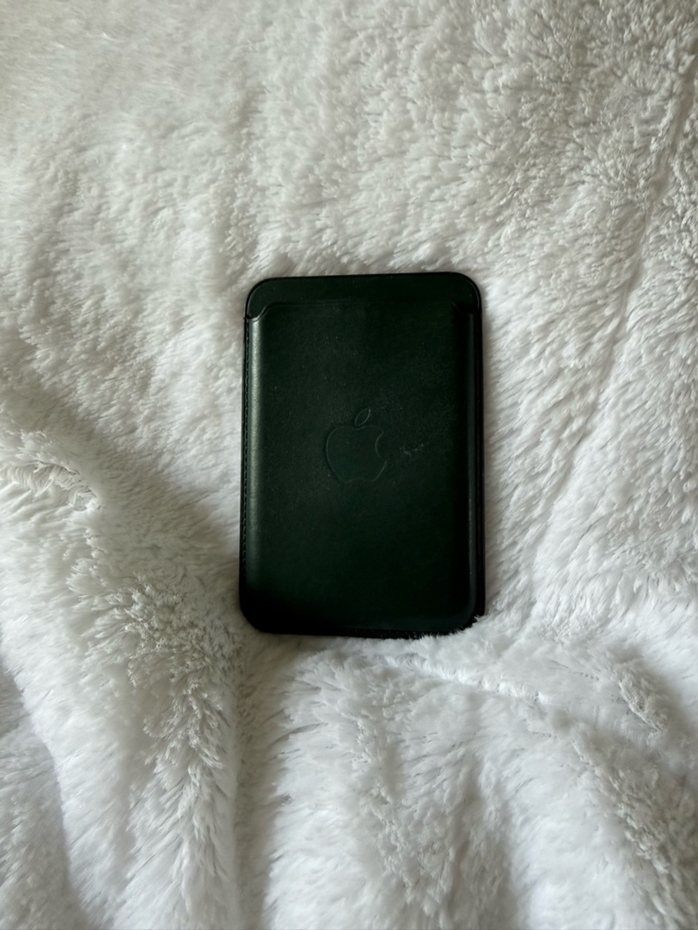 Apple Black MagSafe Leather Card Wallet with Embossed Apple Mark